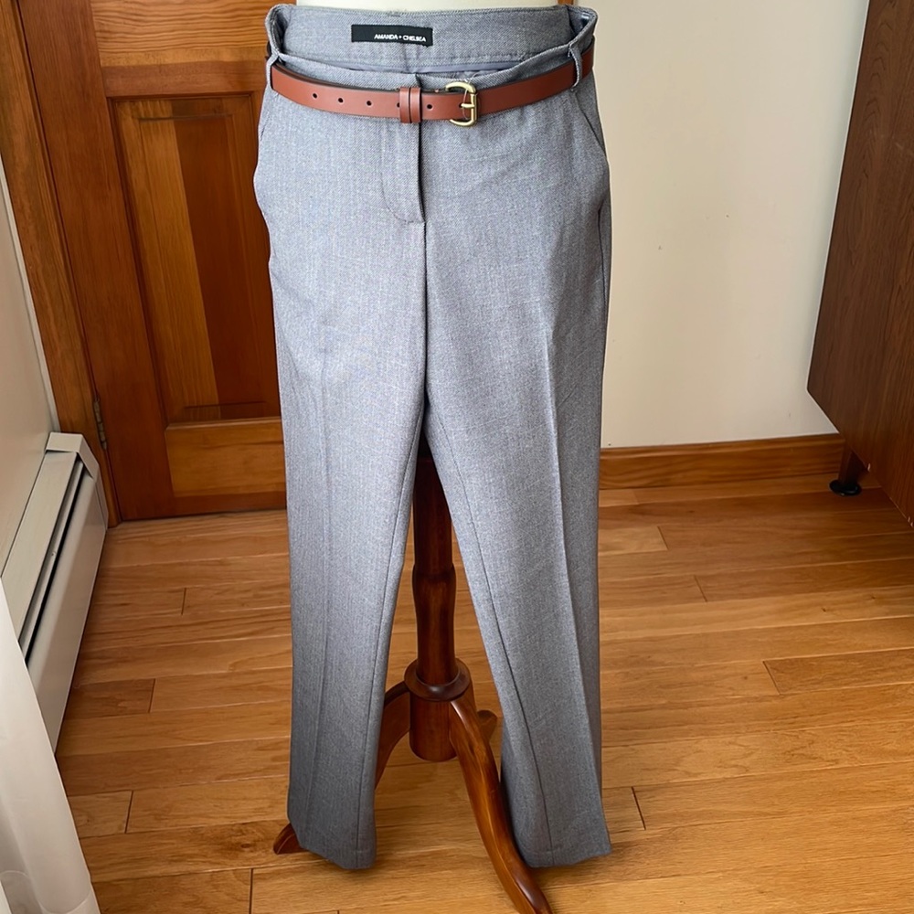 Women’s pants size 6